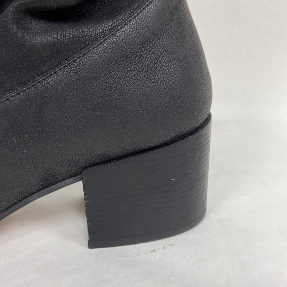 BCBGENERATION Sunshine Vegan Suede Leather Black Knee High Tall Side Zip Boots - Picture 6 of 16